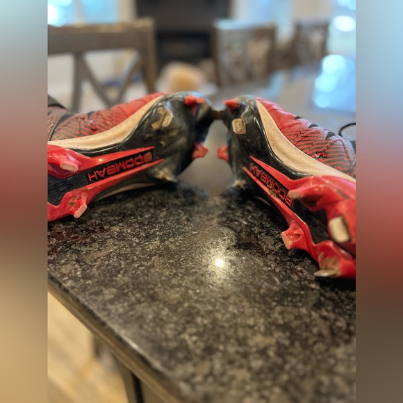 BOOMBAH metal softball cleats - Picture 7 of 7